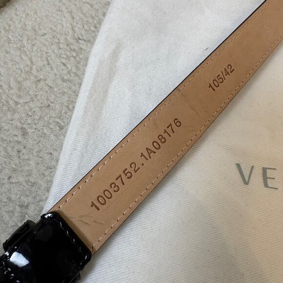 Versace patent Leather Belt with Medusa 105cm - Picture 4 of 4